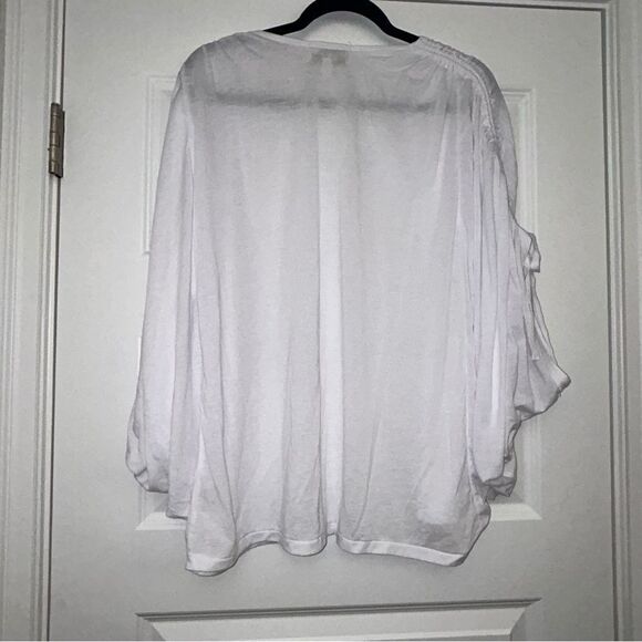 Elizabeth and James Boho Ruched Kimono Dolman Sleeve Blouse Shirt Top - Picture 9 of 10